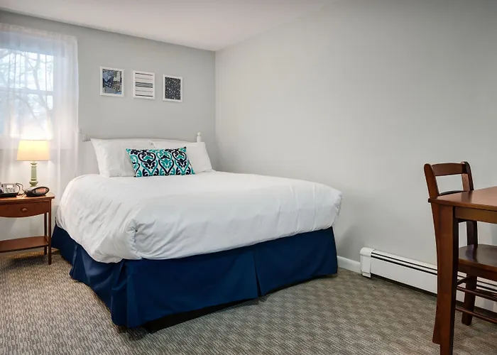 Kittery Inn & Suites