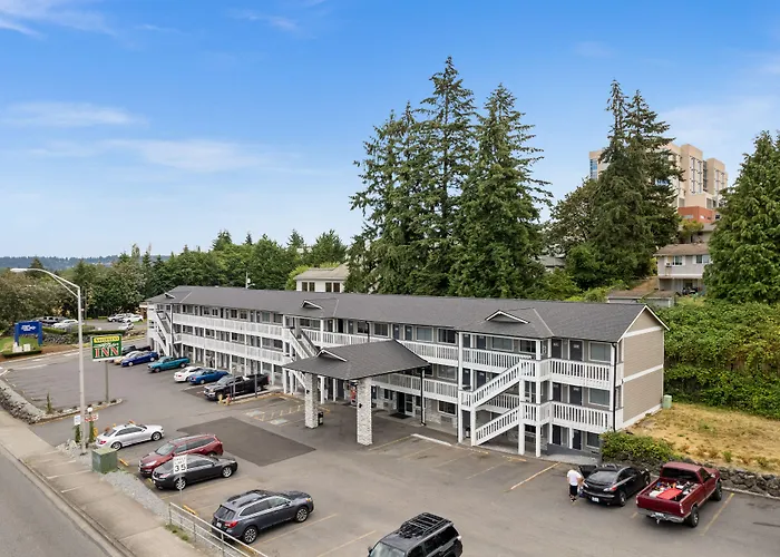 Basecamp Puyallup A Travelodge By Wyndham