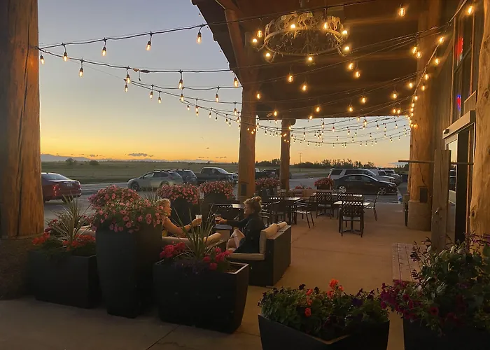 Ninepipes Lodge
