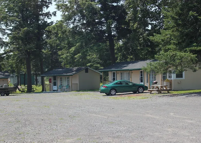 Evergreen Motel