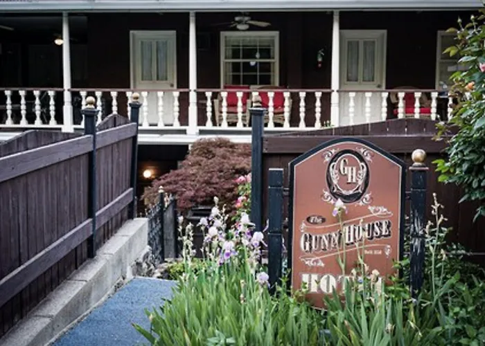 Gunn House Hotel
