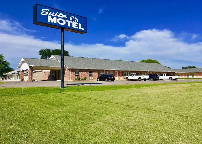 Suite 16 Motel