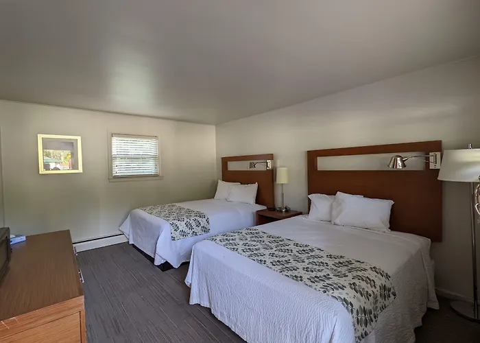 Perry'S Motel And Cottages
