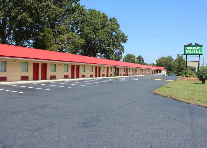 Landsford Inn