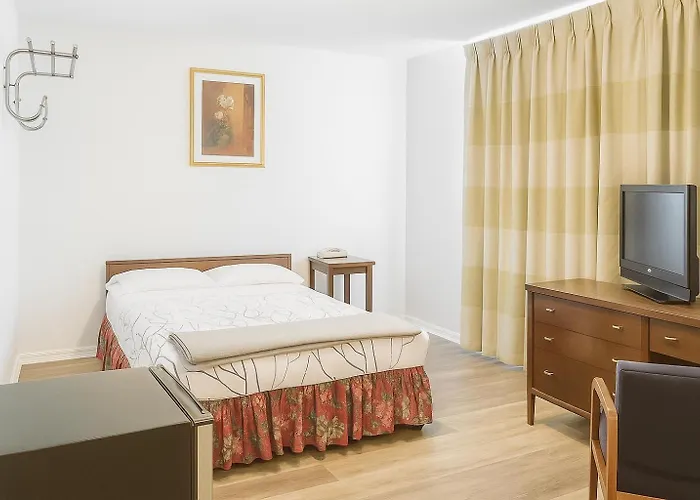 Economy Inn