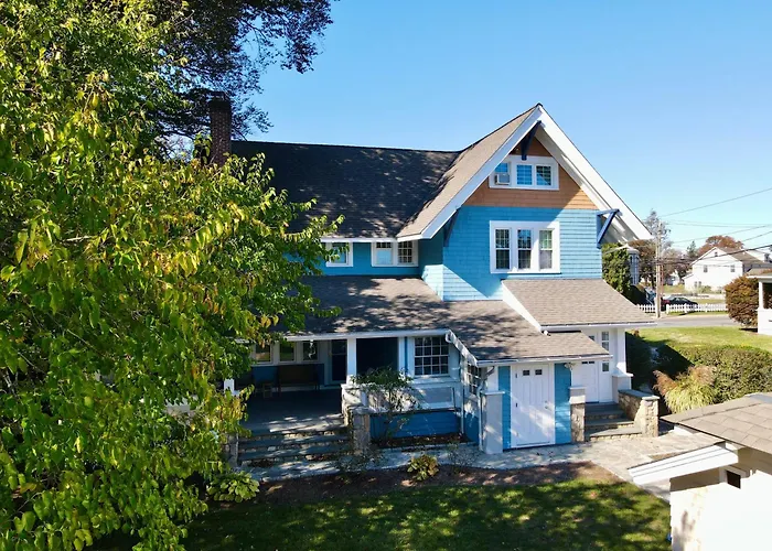 Beechmont-Charming Colonial For Events And Getaways!