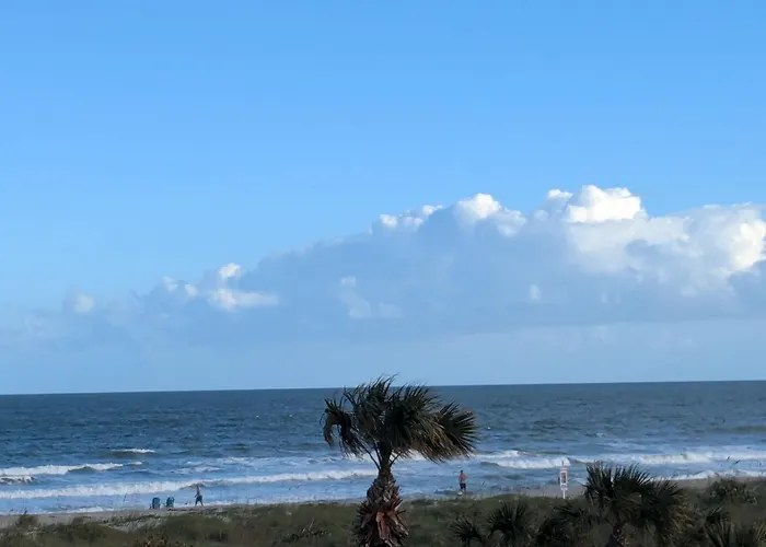 Oceanfront 2Br2B, Ocean Views, Heated Pool, Spa