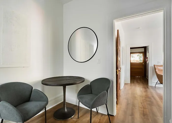 Stay Portland - The Etoile Suite - Nob Architecture & Boutiques