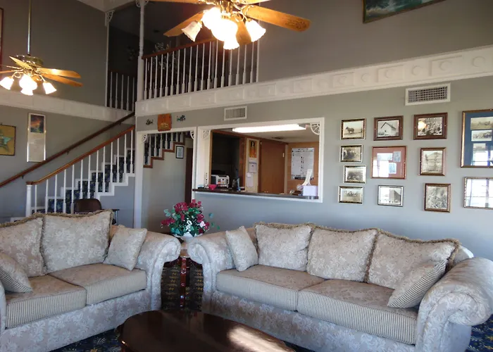 Heritage House Inn