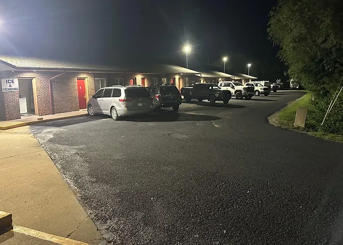 Economy Inn