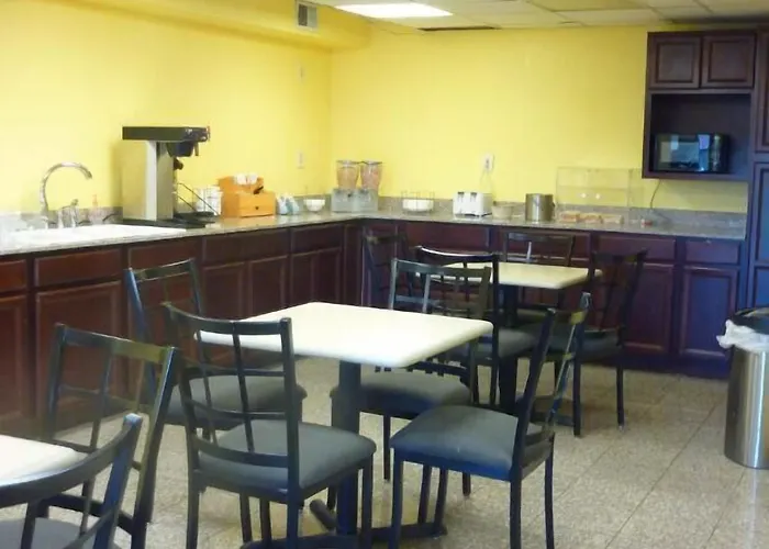 Park Hill Inn And Suites