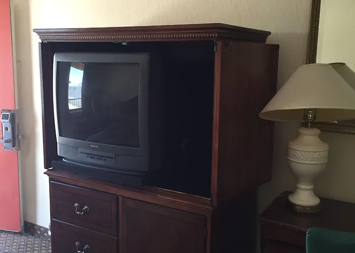 Park Hill Inn And Suites