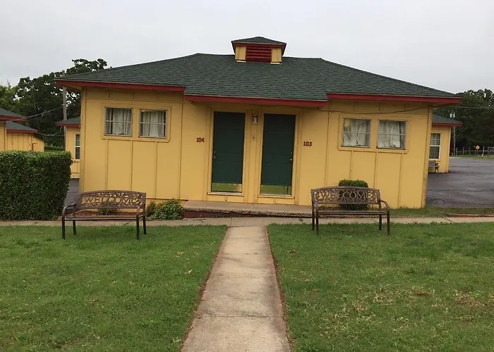 Lincoln Motel