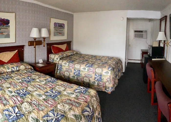 Economy Inn Bloomington