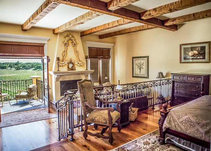 Calipaso Winery & Villa