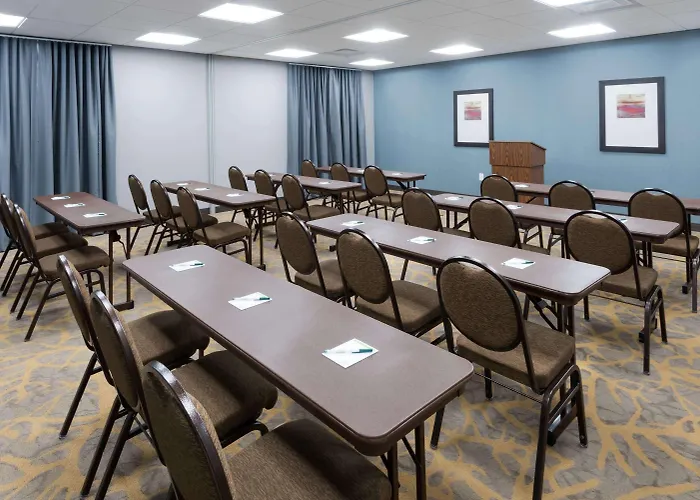 Wingate By Wyndham Sidney