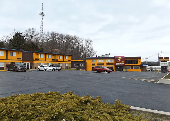 Econo Lodge Manistee