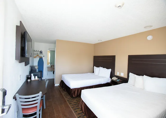 Budget Inn By 101 Bus From Downtown
