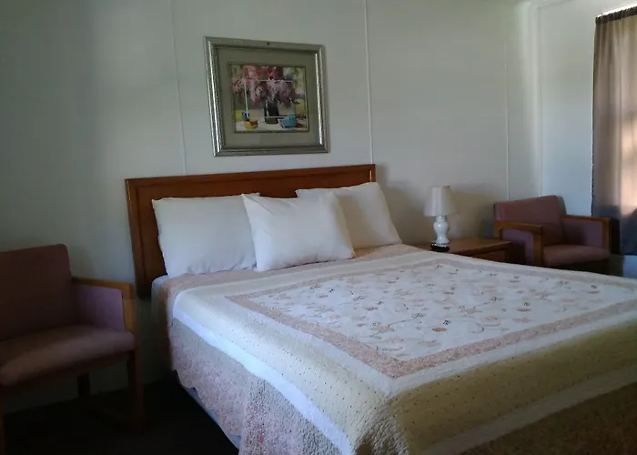 Clarketon Motel - Maggie Valley