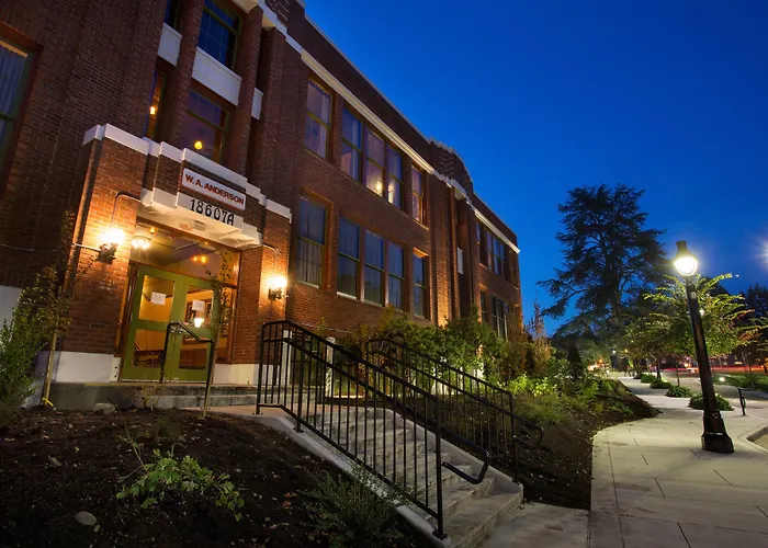 Mcmenamins Anderson School