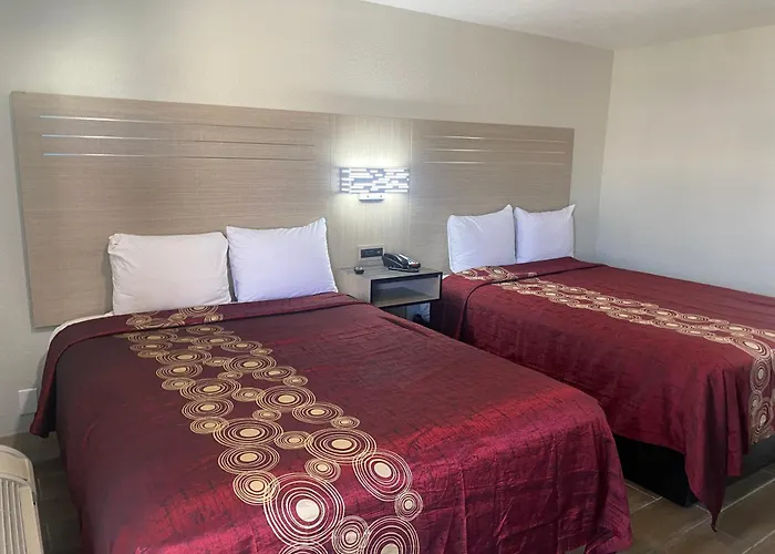 Mayfair Inn Onratio Airport & Convention Center