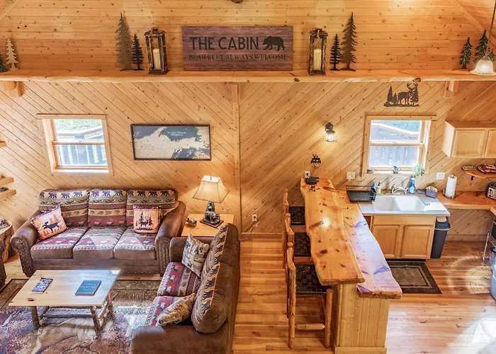 Aurora Basecamp At Pictured Rocks Sleeps 10