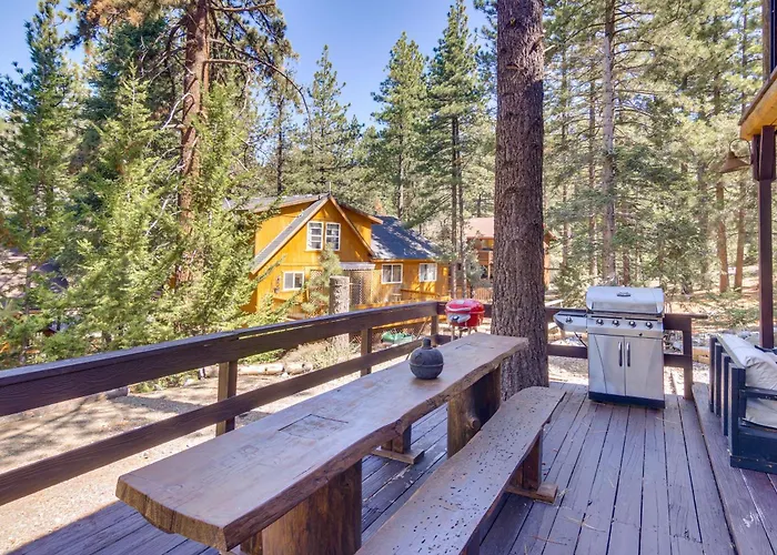 Golf & Swim! Pine Mtn Club Retreat W/ Game Area