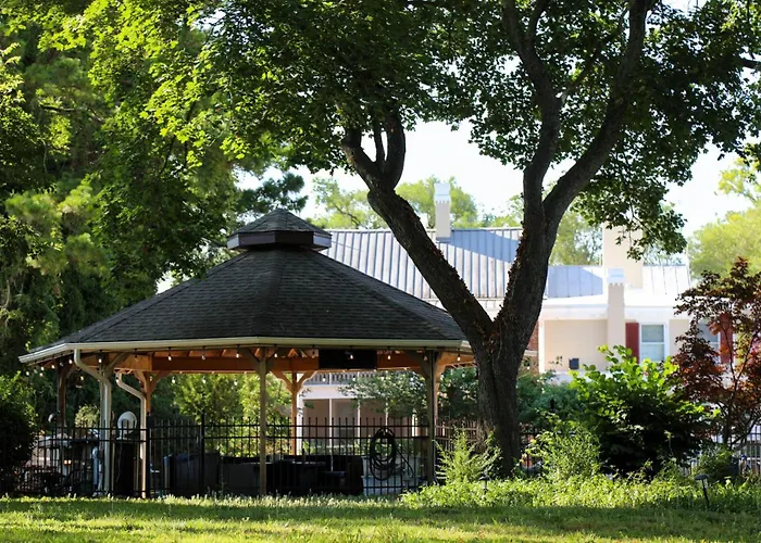 Cypress River Inn & Spa