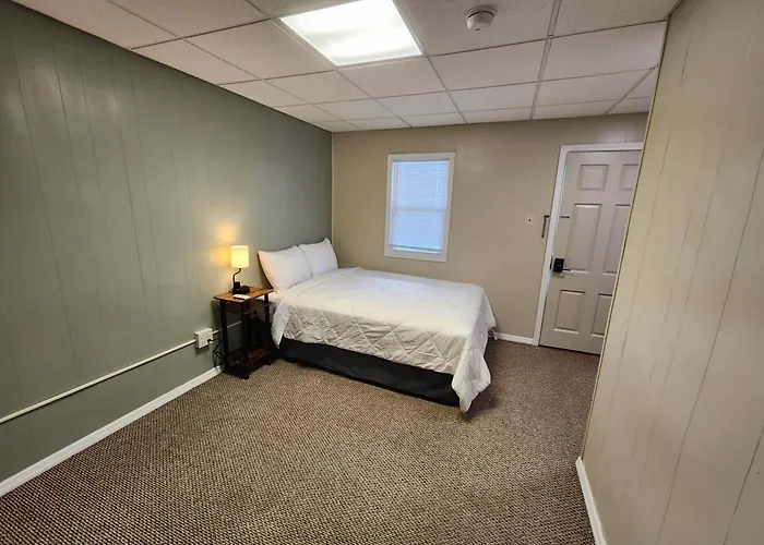 Dunnstown Lodge
