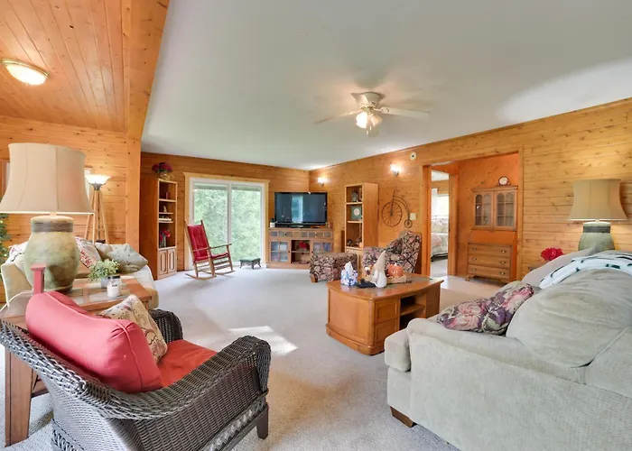 Fall Hikes & Fire Pit: Pet-Friendly Mi Retreat