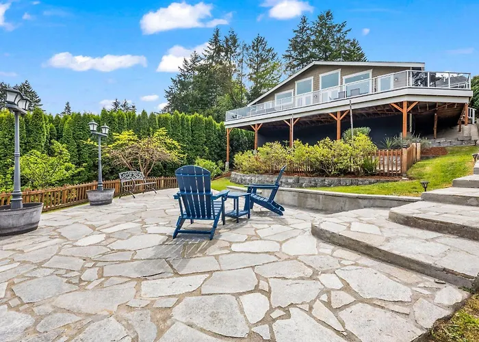 Escape To Gig Harbor'S Most Charming Hideaway