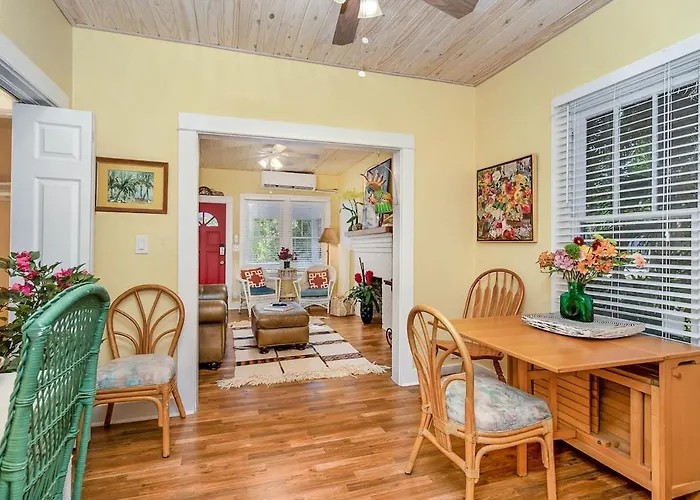 Charming 2Bd 1Bth Cottage Near River - Melwood