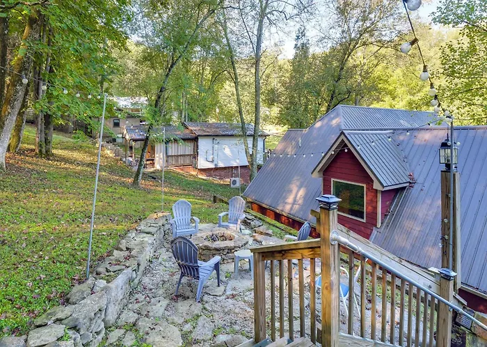 'Tookies Retreat' Walk To Mairina! Home W/ Hot Tub