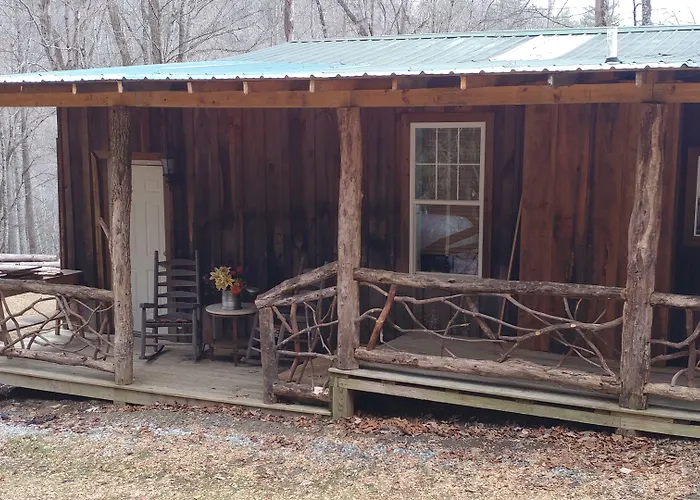 Arrowmont Stables & Cabins