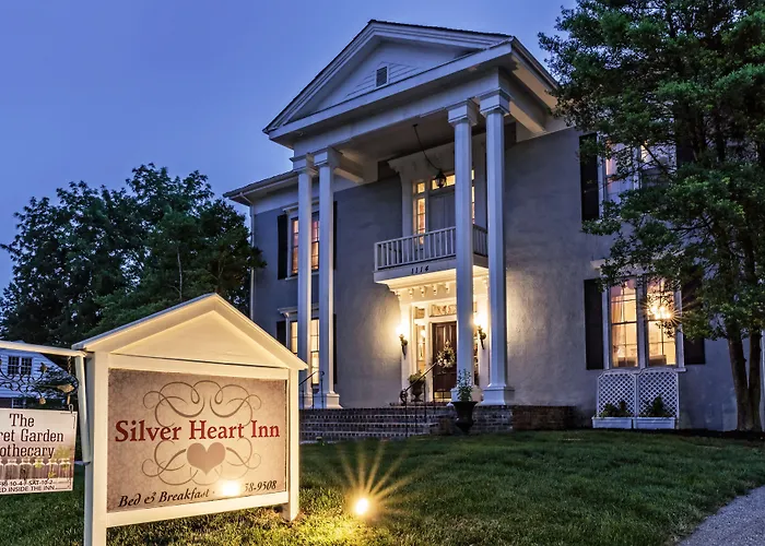Silver Heart Inn & Cottages