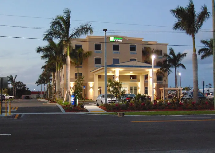 Holiday Inn Express & Suites Boynton Beach West By Ihg