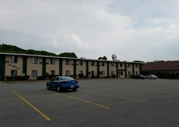 Woonsocket Motor Inn