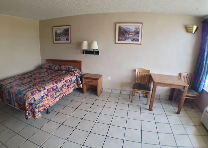Budget Inn Motel
