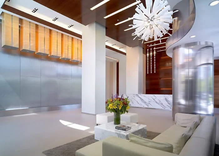 Downtown Luxury Suites