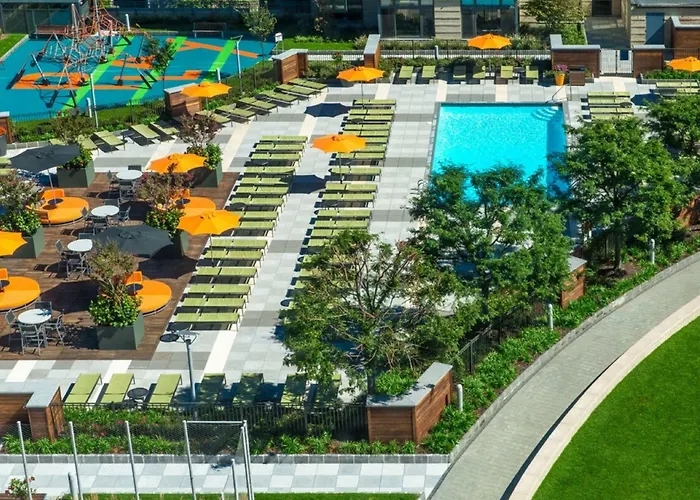 Downtown Luxury Suites