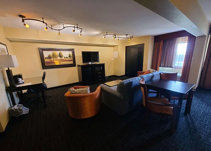 Best Western Plus North Platte Inn & Suites