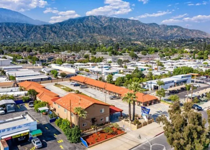 Oak Park Motel