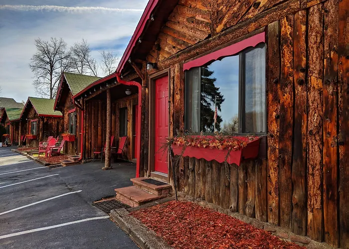 Foot Of The Mountain Motel
