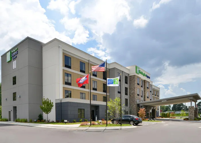 Holiday Inn Express And Suites Bryant - Benton Area By Ihg