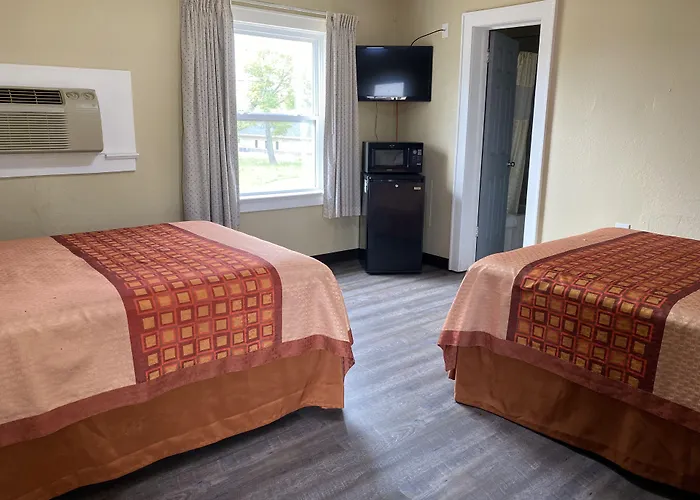 Savannah Motel