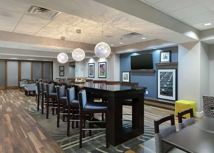 Hampton Inn Emerson - Lakepoint, Ga