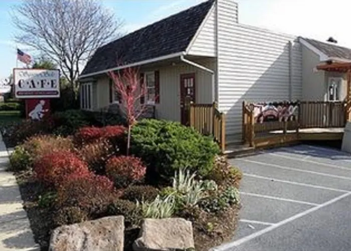 Country Squire Inn And Suites