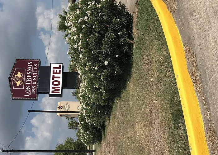 Los Fresnos Inn And Suites