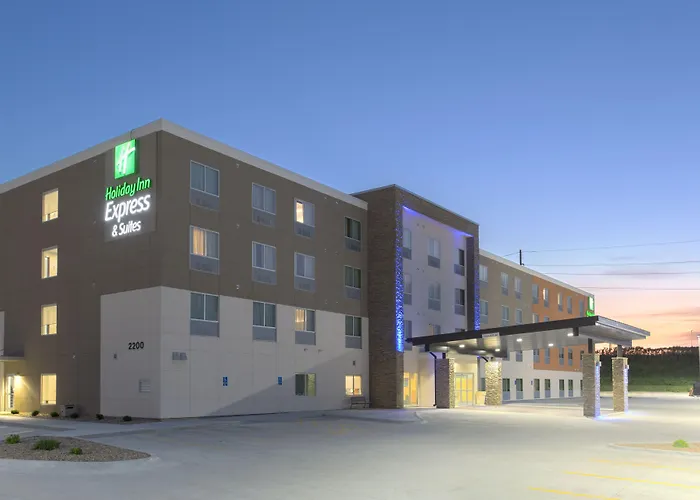 Holiday Inn Express & Suites Lincoln I - 80 By Ihg