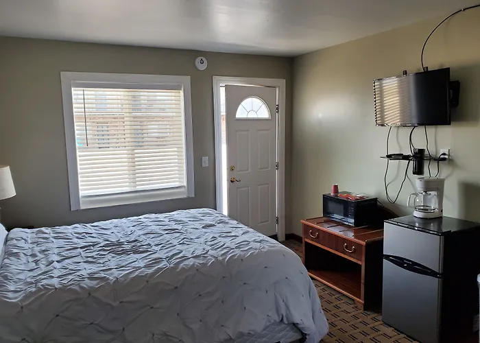 Golden Gate Lodging